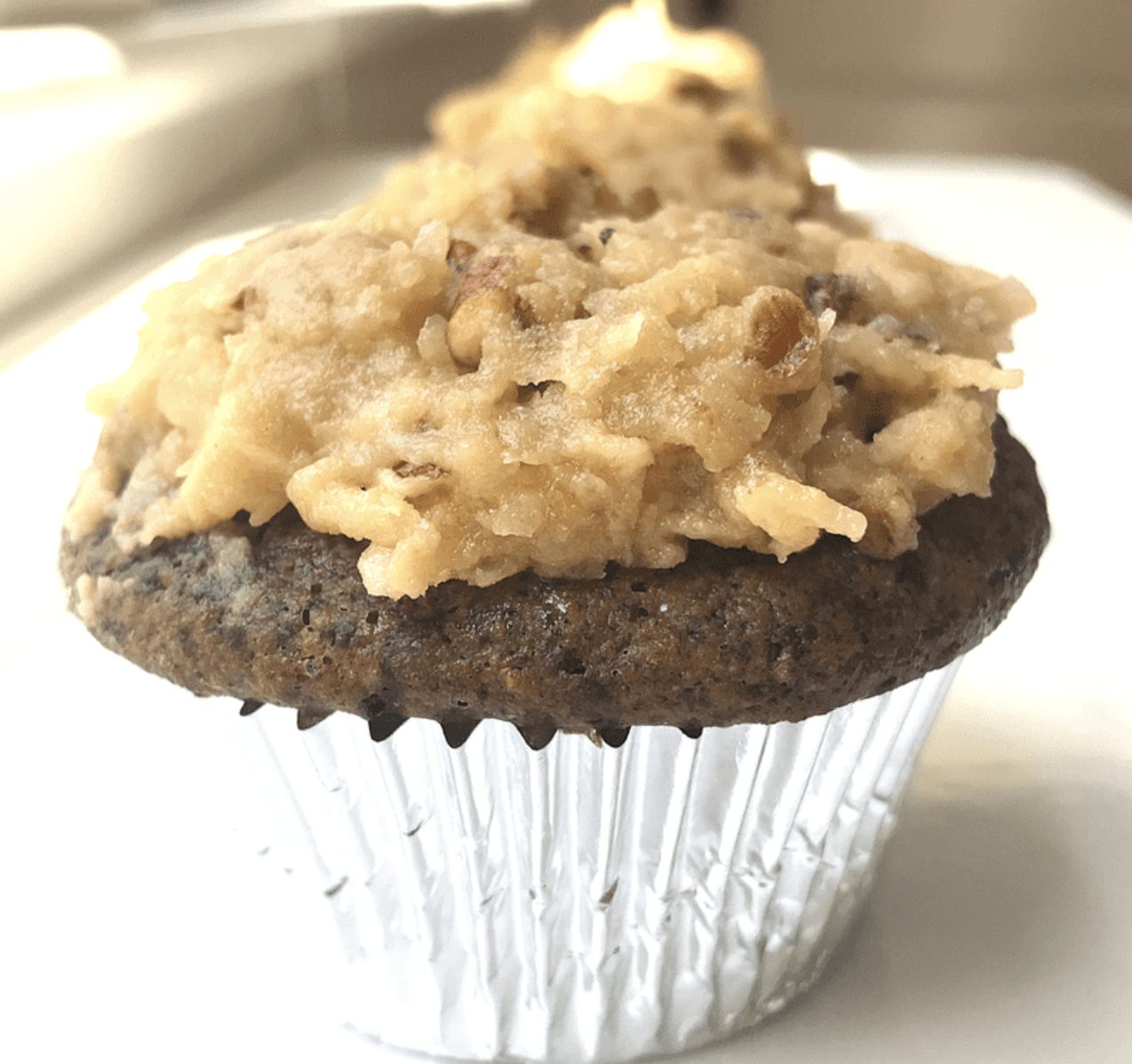 keto valentine's day german chocolate cupcakes