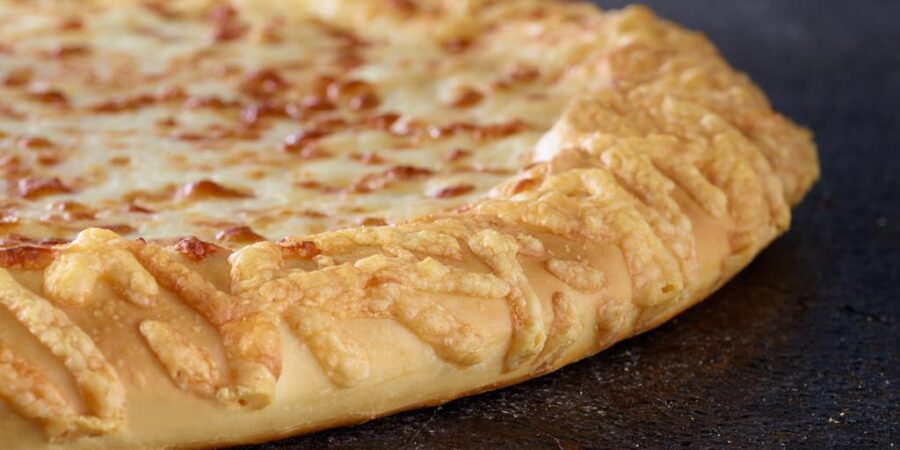 Pizza Hut toasted asiago crust, posted to Twitter/X by @pizzahut