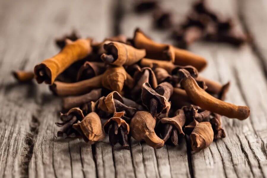 Cloves