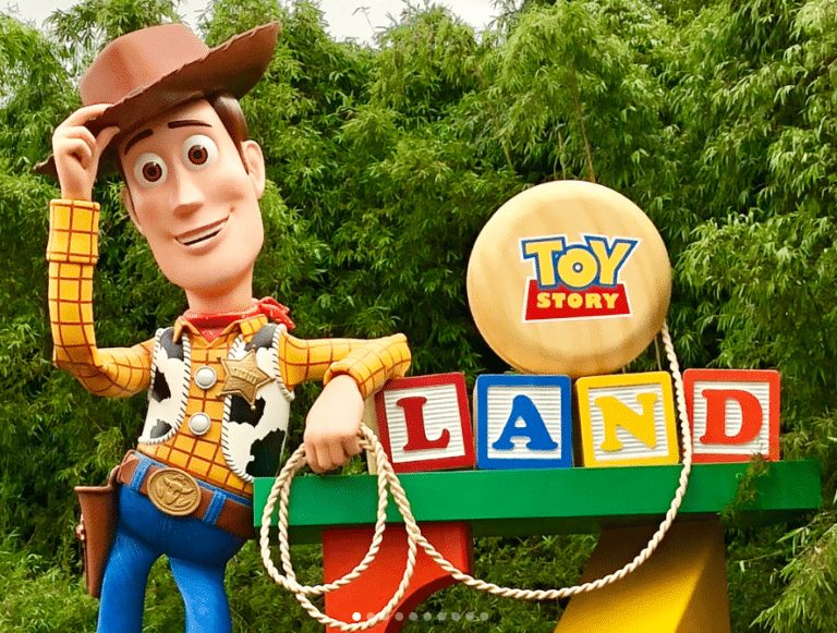 toy story land disney