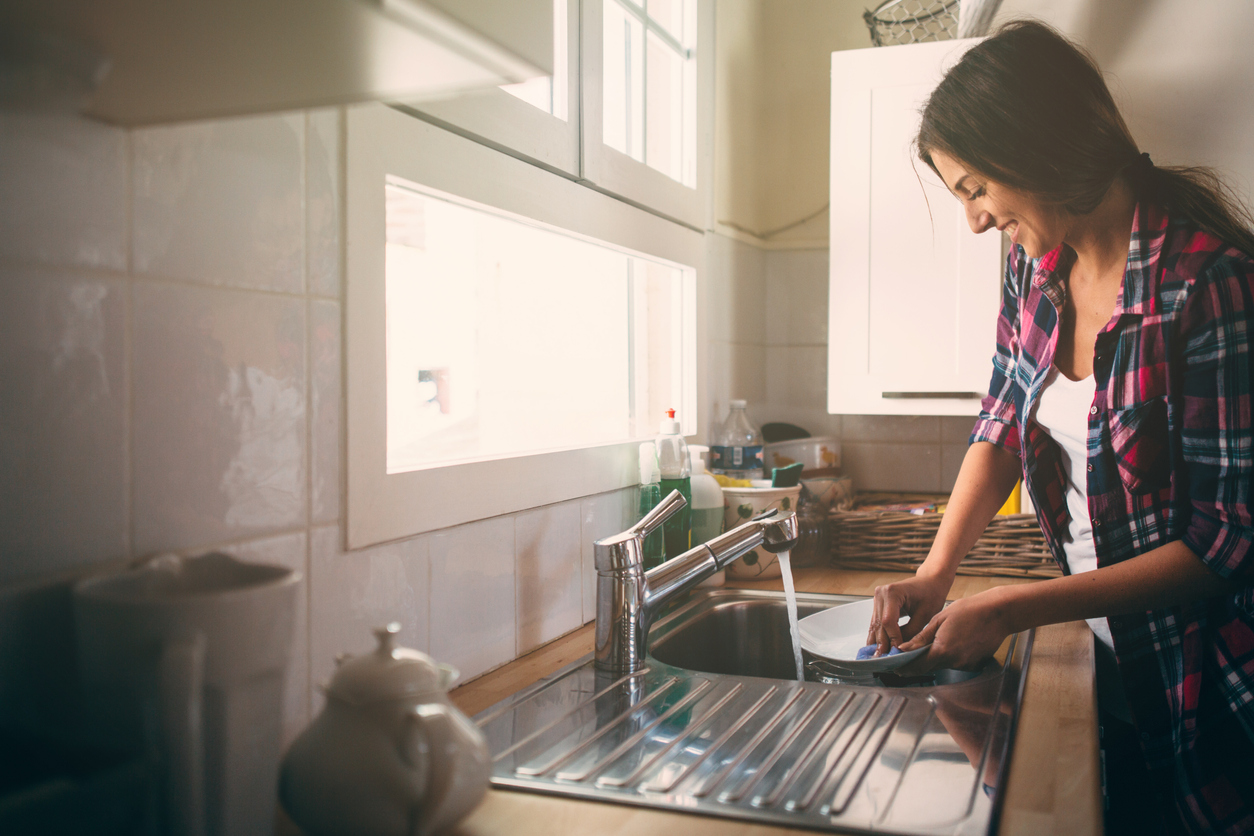 stress-relieving kitchen chore