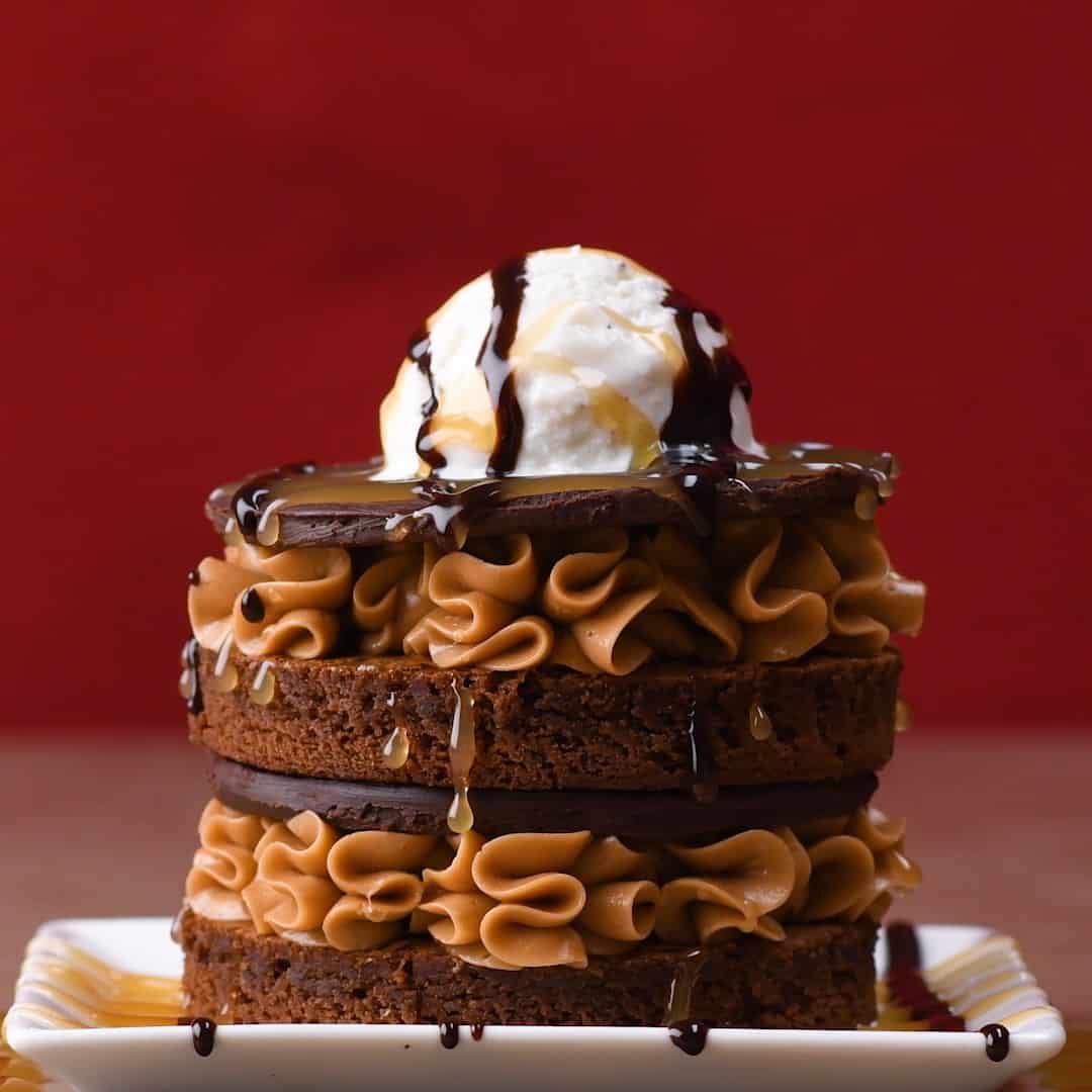 ThreeLayer Chocolate Fudge Sundae Brownie Tower So Yummy