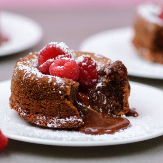 chocolate raspberry lava cake