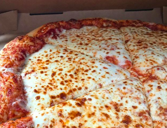 You Need To See How Costco s Iconic Pizza Is Made It s Hypnotic