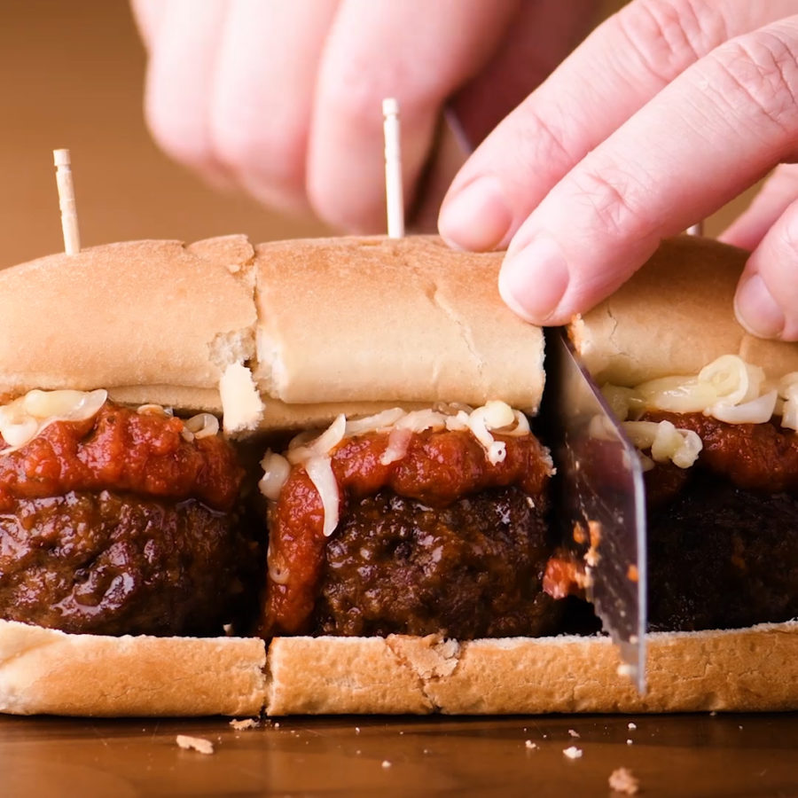 Meatball burger sliders