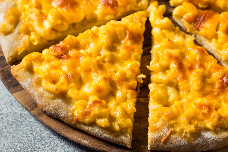 Homemade Macaroni and Cheese Pizza with Cheddar