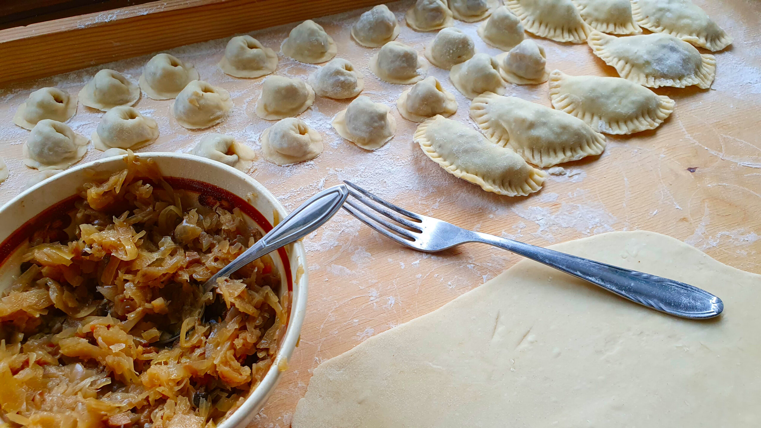 dumplings with cabbage