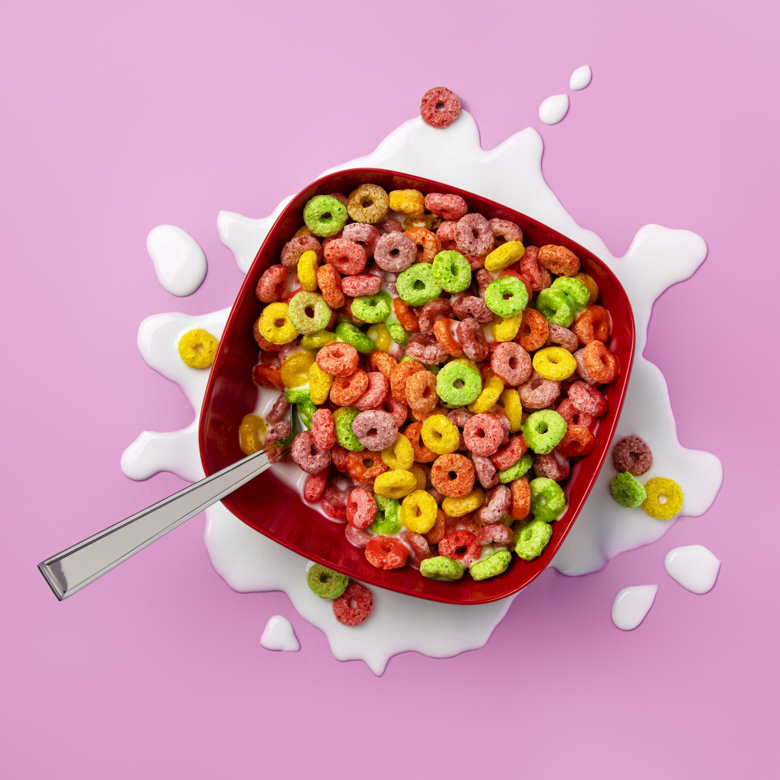 Bowl of colorful fruit loops 