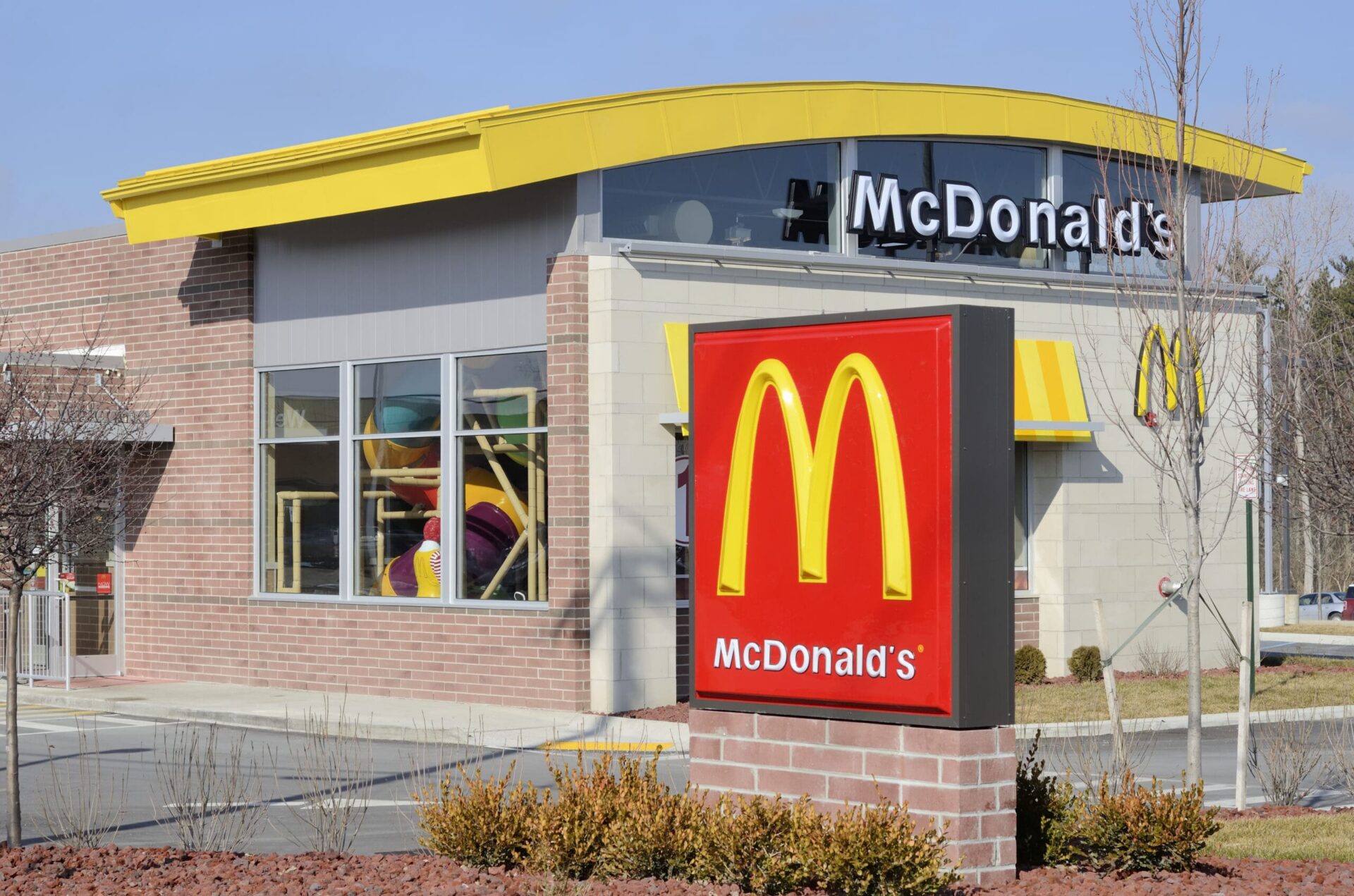 McDonald’s restaurant exterior with logo sign.