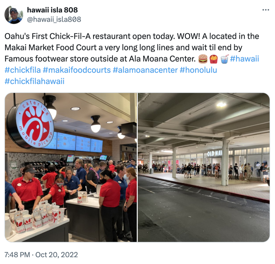 Tweet by @hawaii_isla808 showing a Chick-fil-A in a mall food court