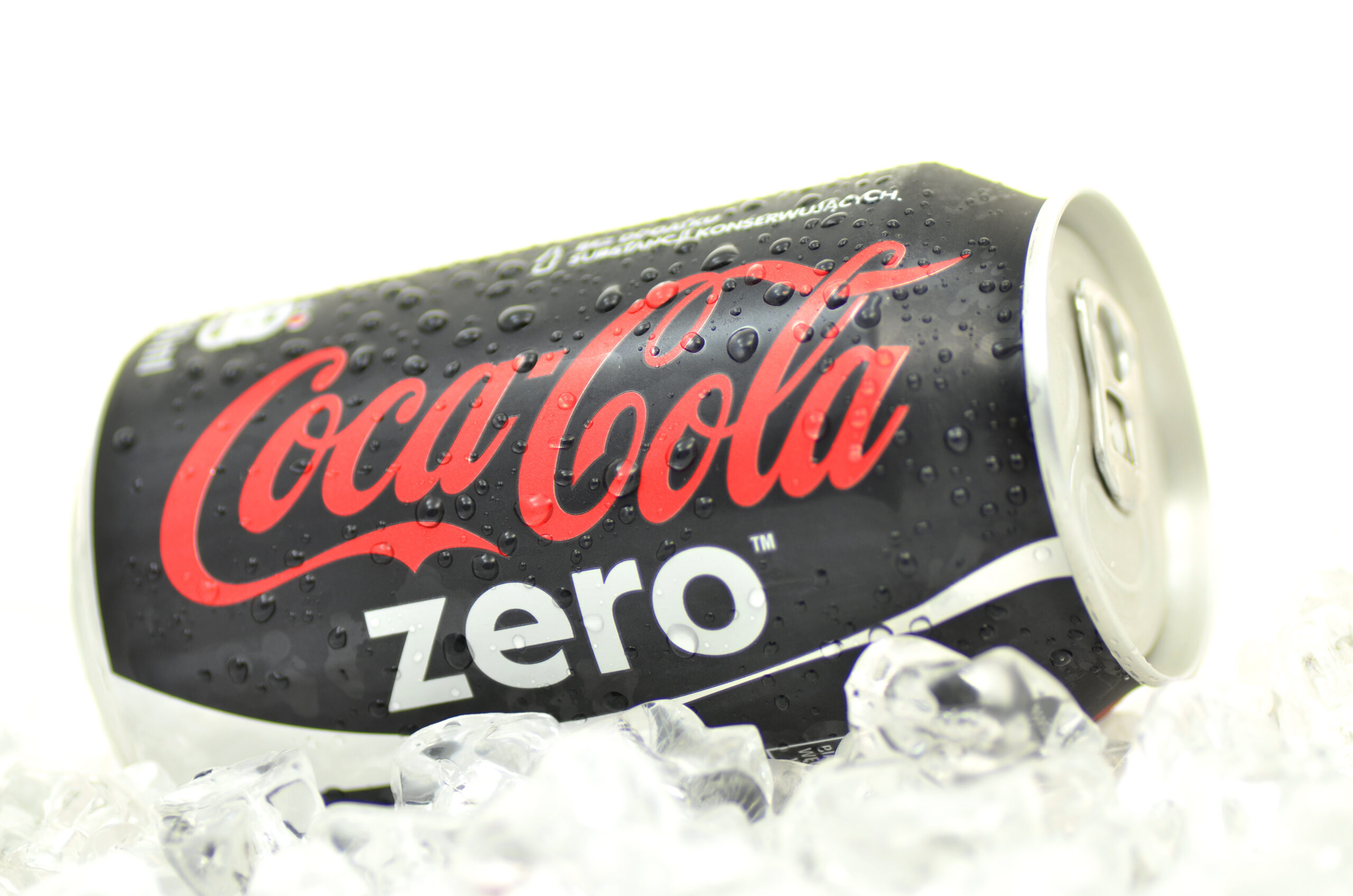 Can of Coca-Cola Zero drink on ice.