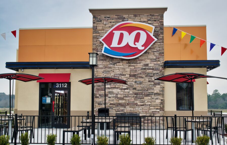 Dairy Queen restaurant storefront