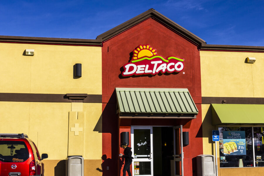 Del Taco Fast Food Location.