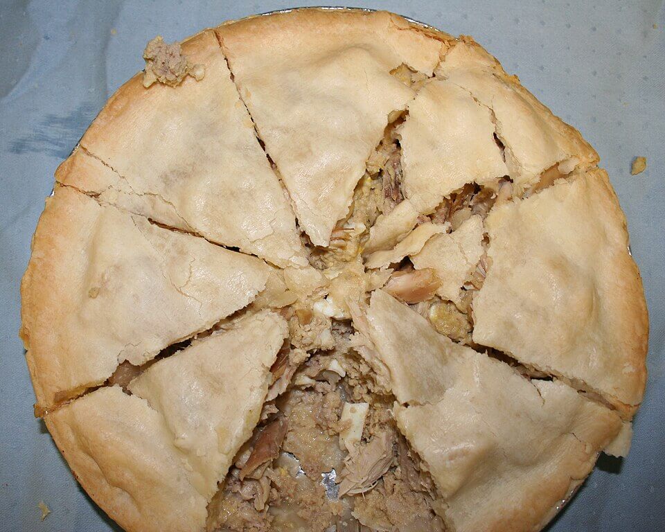 rabbit meat pie