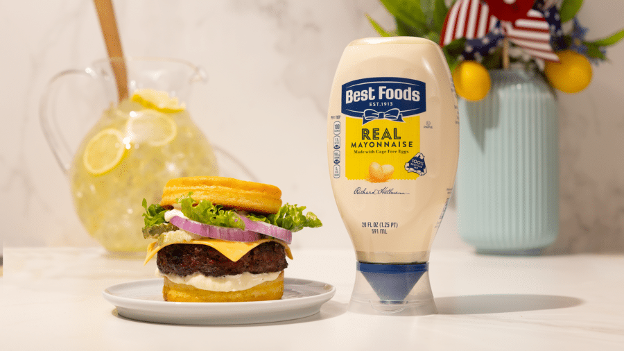 Best Foods Lowcountry Cornbread Burger - So Yummy - Video Recipes, Easy Dinner Ideas &amp; Healthy Snacks | So Yummy