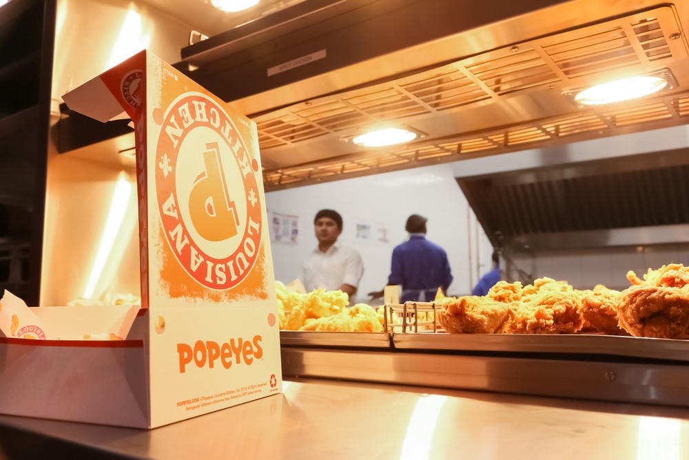Popeyes in-store food window