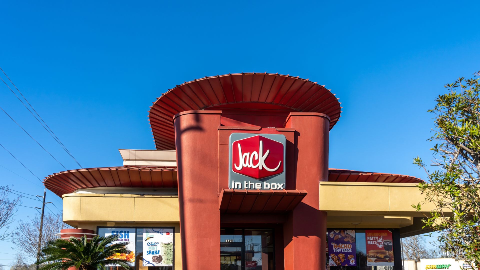 Jack in the Box restaurant exterior in Hitchcock, Texas