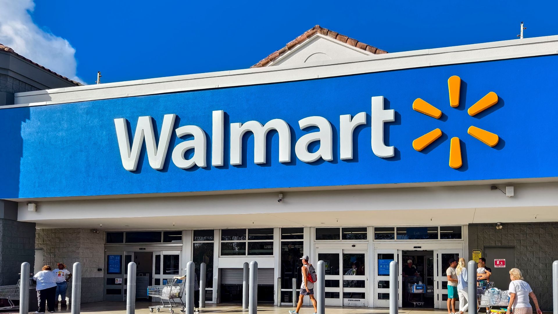 Walmart store exterior in Florida with parking lot in front