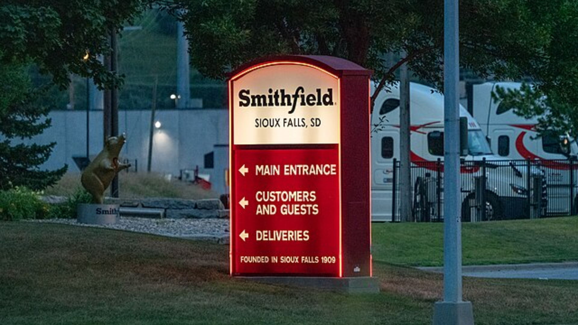 Smithfield Entrance Sign