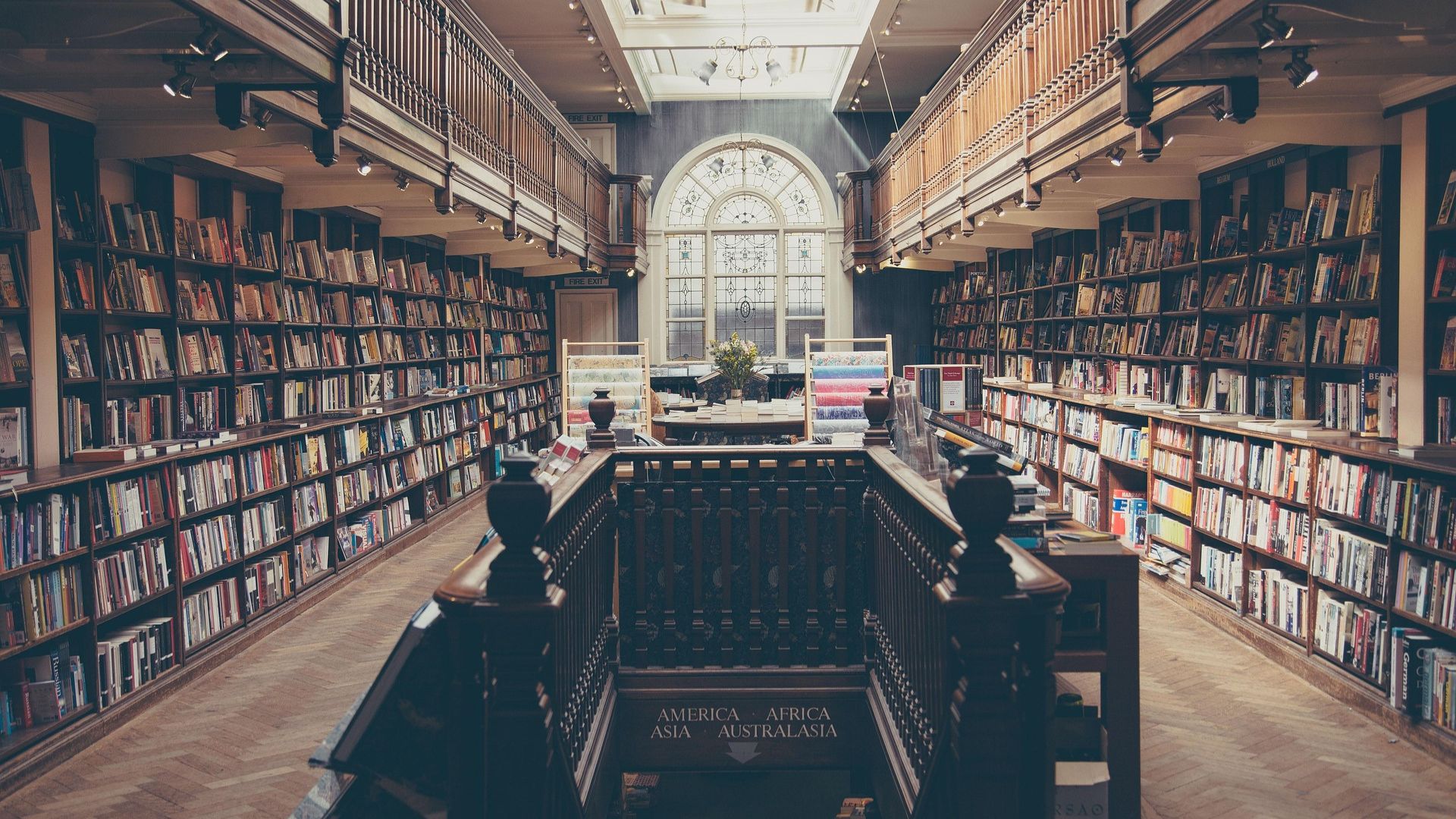 A big library inside the university of stanford.