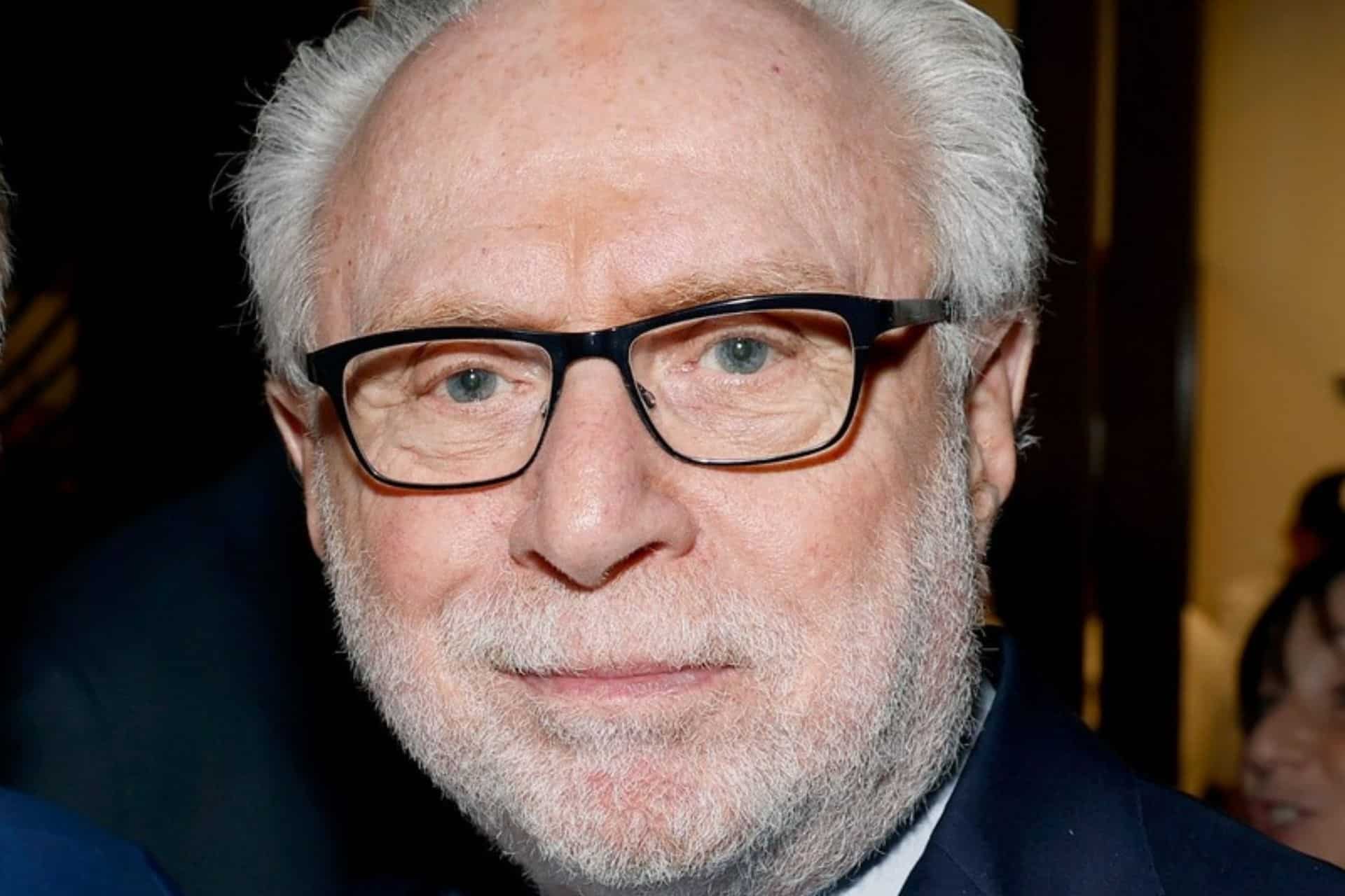 Closeup photo of Michael Glantz at a separatre event.