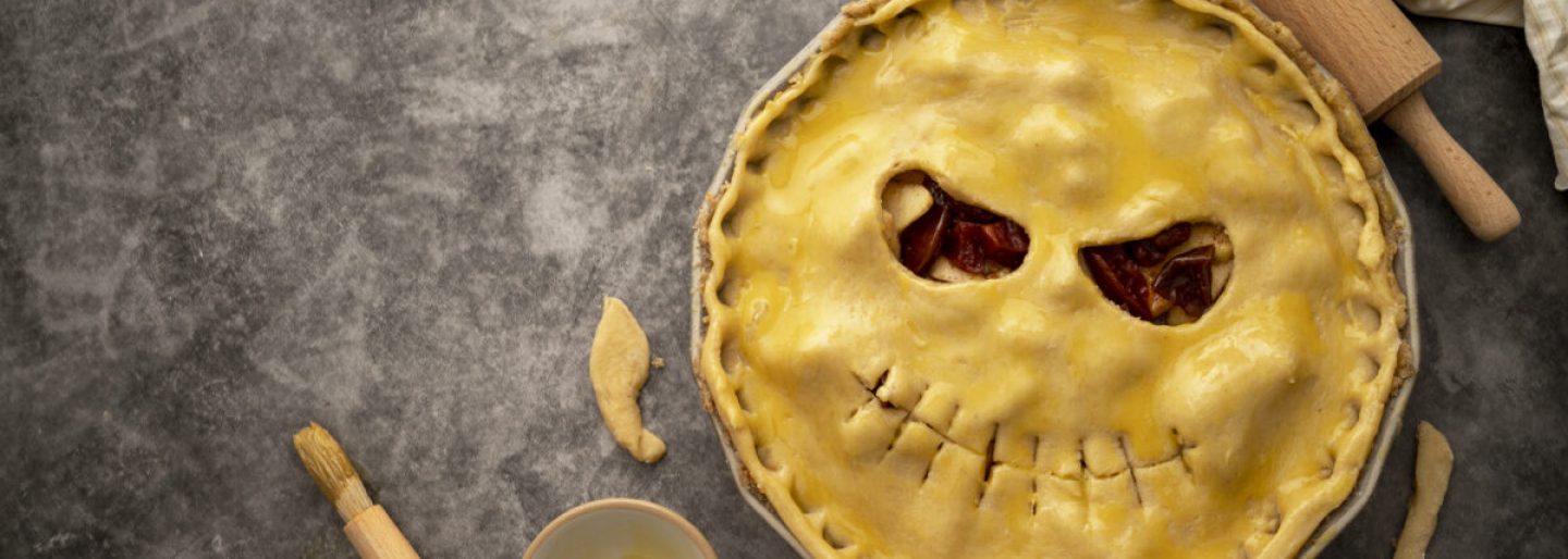 Slice, slice, baby! 5 spooky pies for Halloween! So Yummy Video